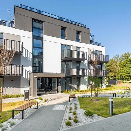 Baltic Line, Sun & Snow