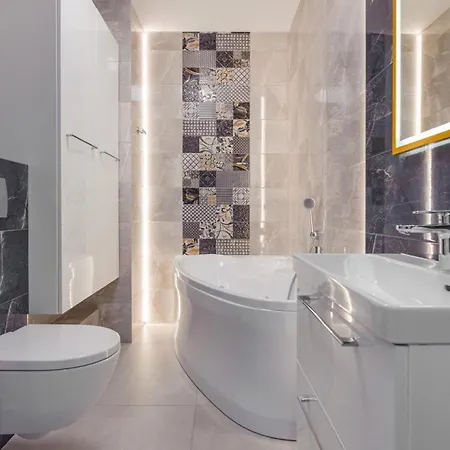 Baltic Line, Sun & Snow * Danzig