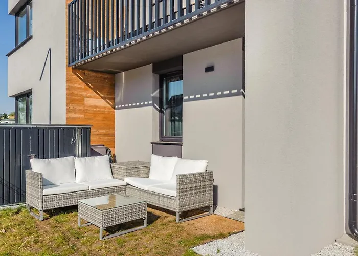 Baltic Line, Sun & Snow