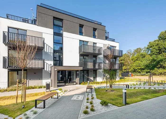 Baltic Line, Sun & Snow